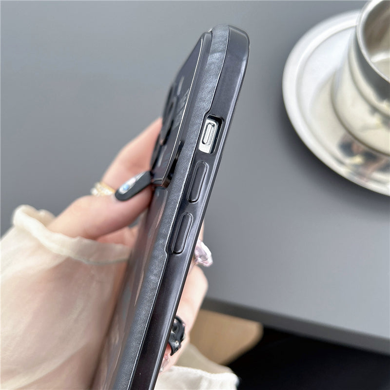 모던한 디자인의 아이폰 케이스