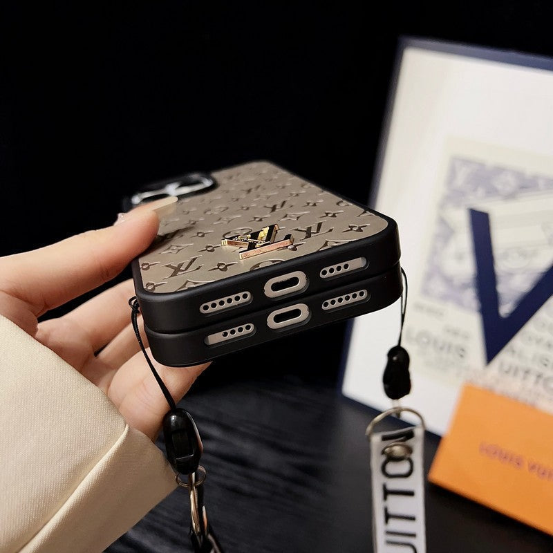 루 브라운 핸드 체인 아이폰 케이스