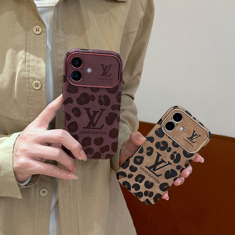 Lou Brown & Custodia per iPhone in pelle color viola