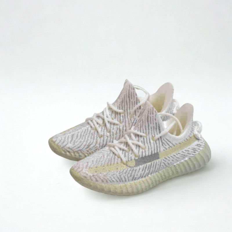 Sneakers Miniature Inspired Labubu Yeezy - Eagrán Statach