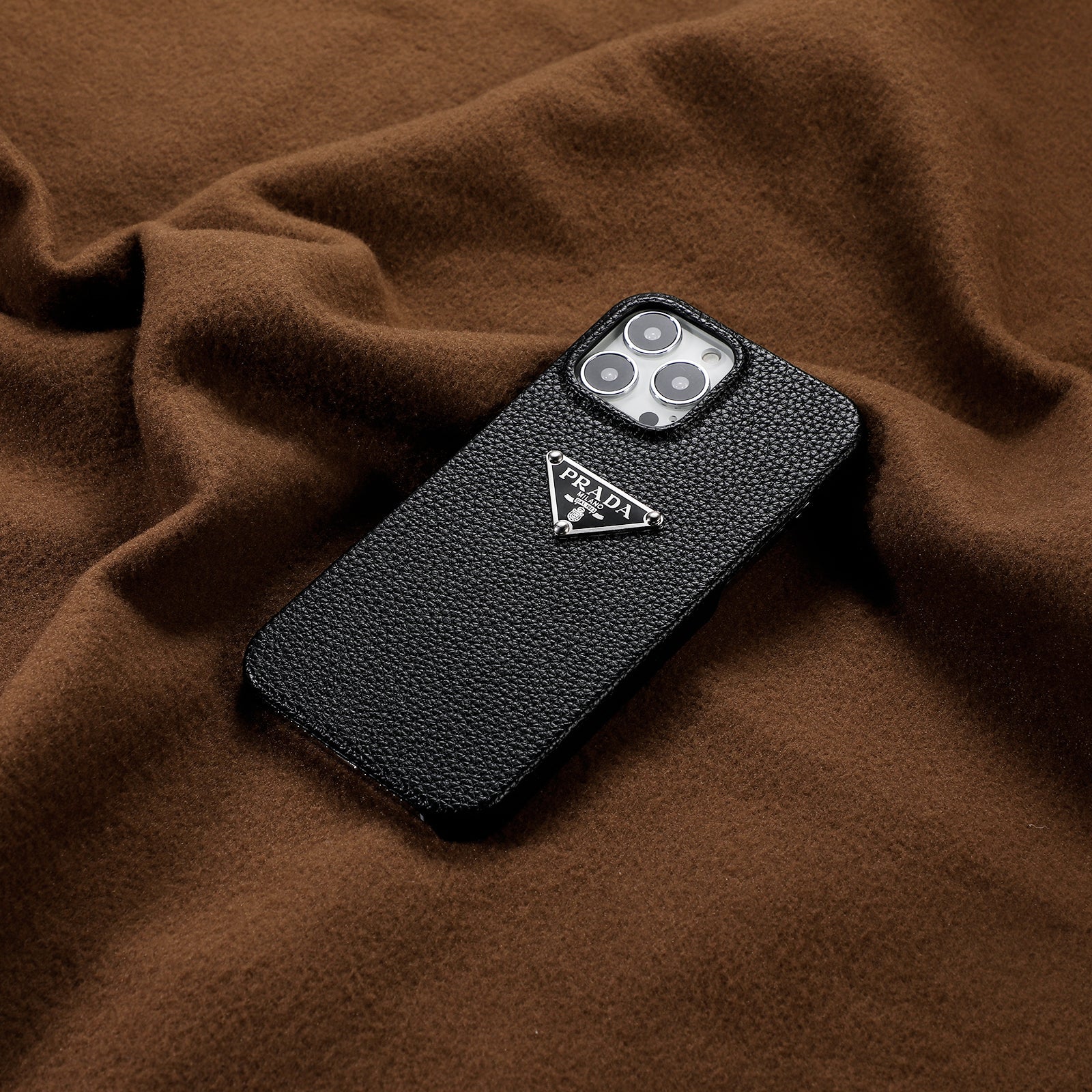 プラカラーiPhoneケース