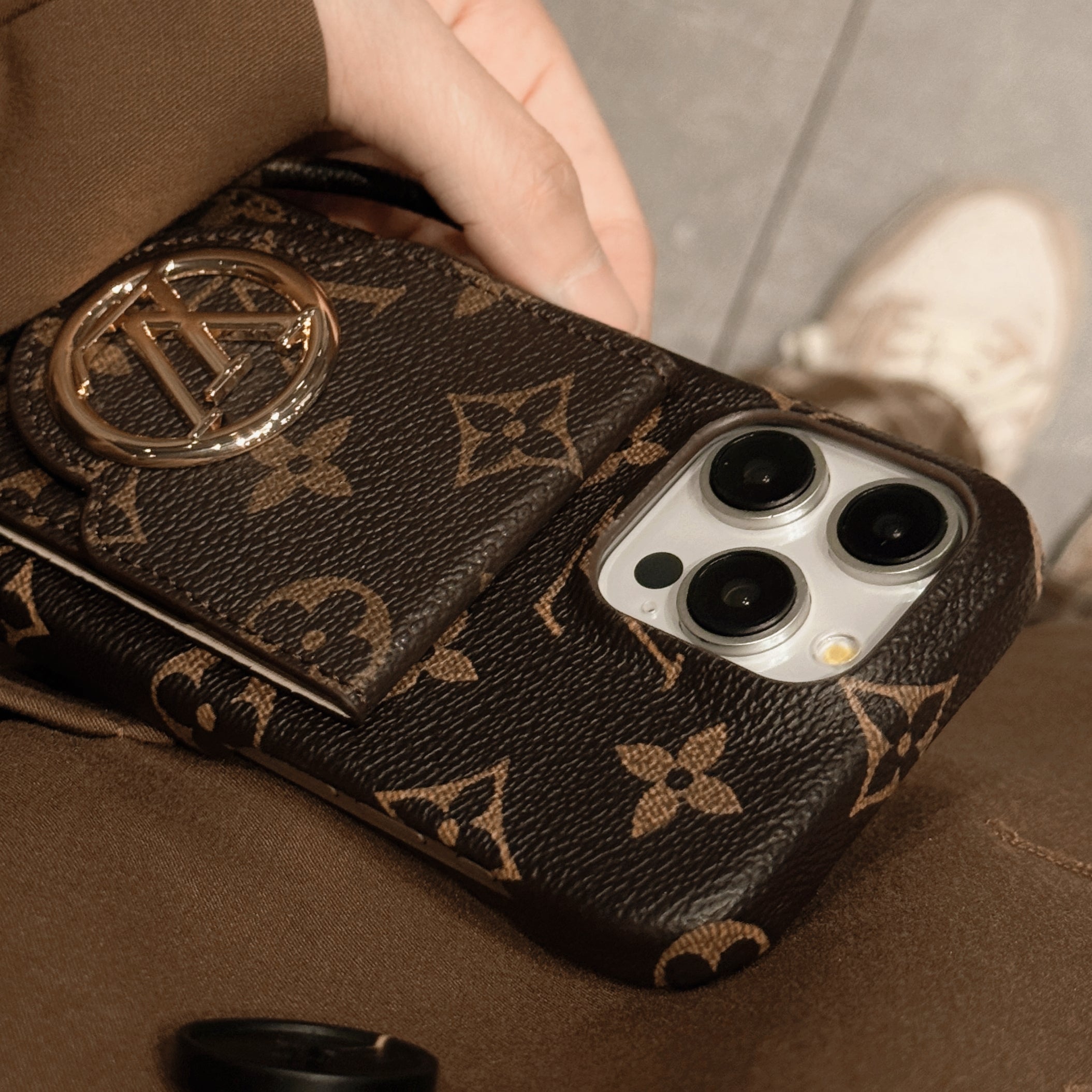 루 카드 홀더 체인 아이폰 케이스