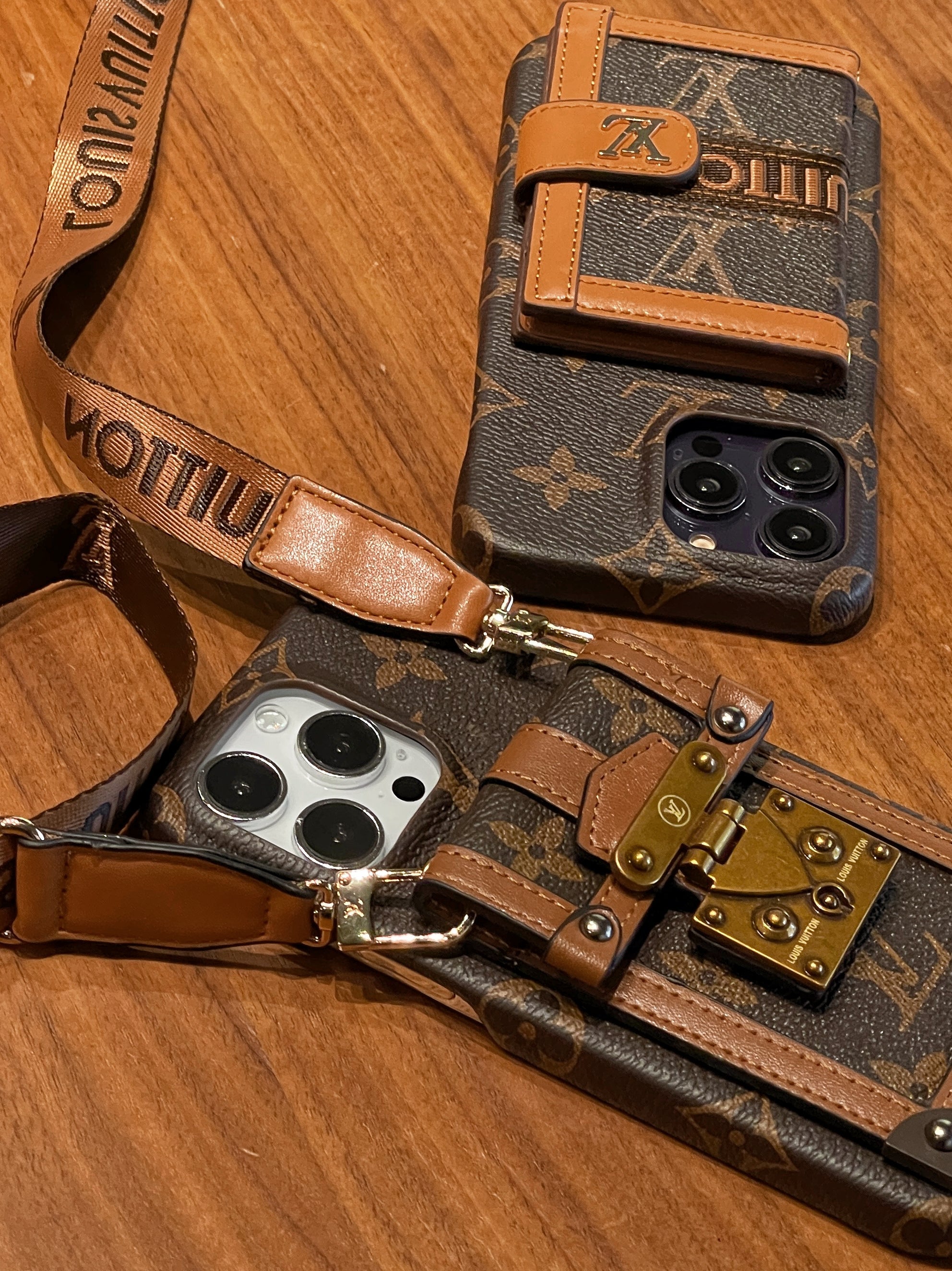 루 카드 홀더 체인 아이폰 케이스