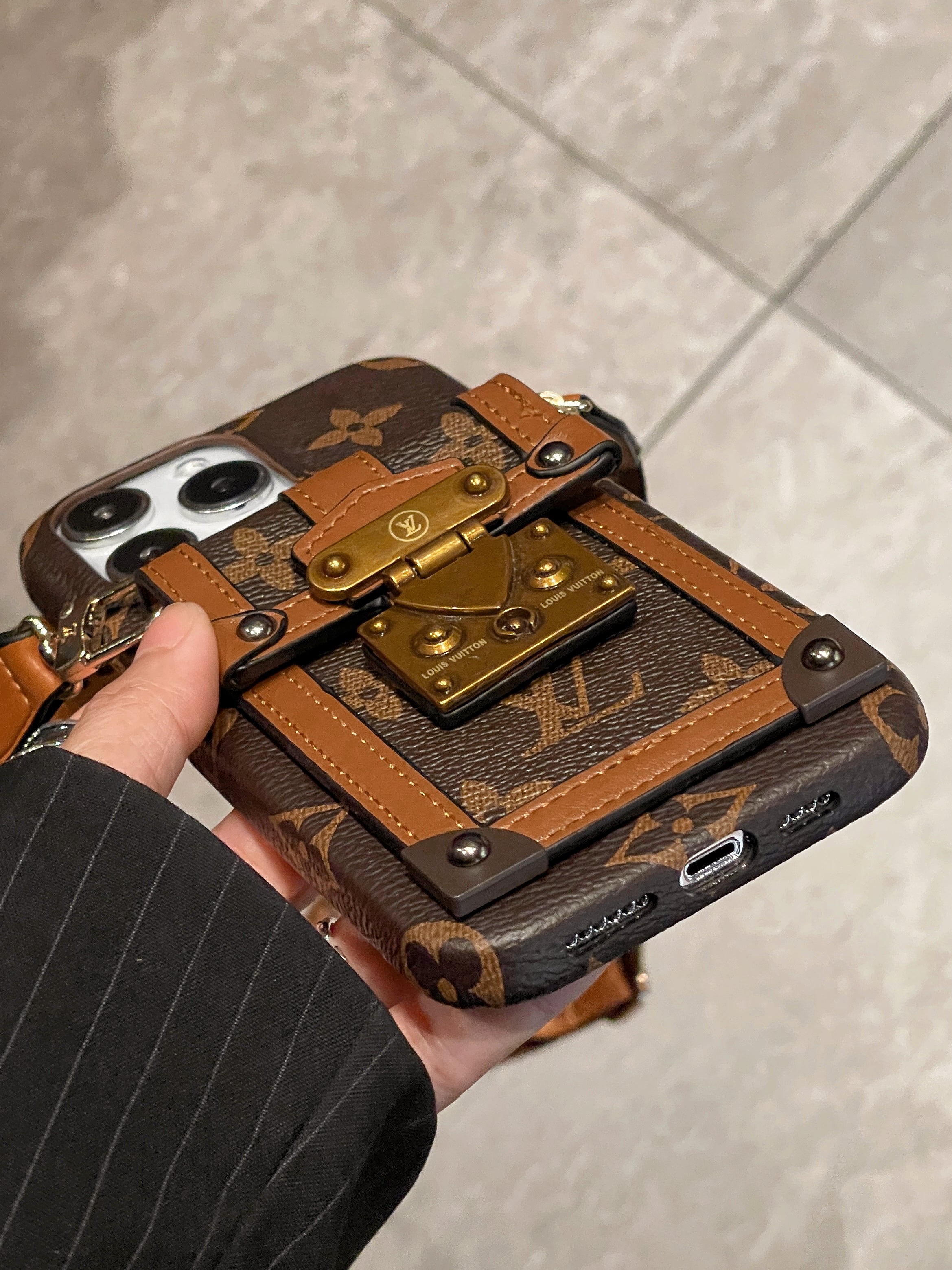 루 카드 홀더 체인 아이폰 케이스