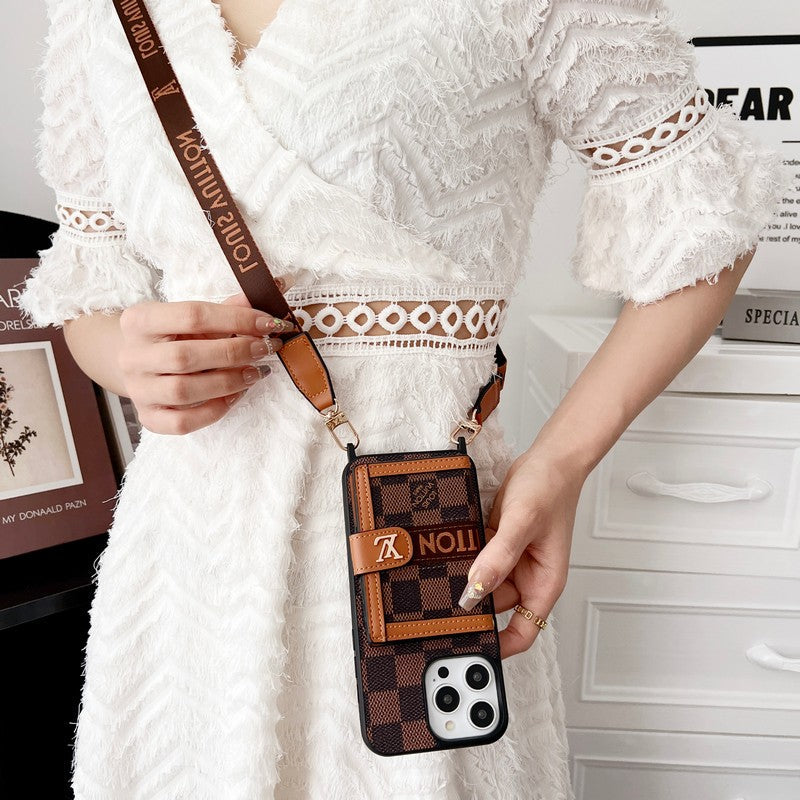 ルー カード バッグ チェーン クラシック ブラウン iPhone ケース