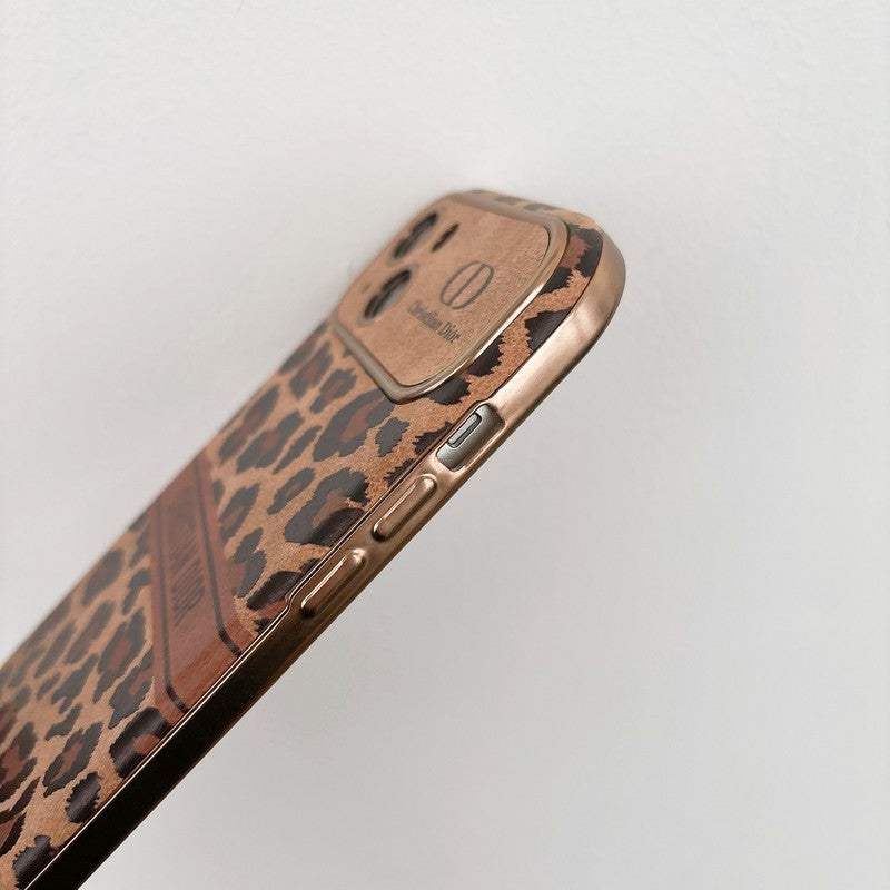 CDブラウンカラーレザーiPhoneケース