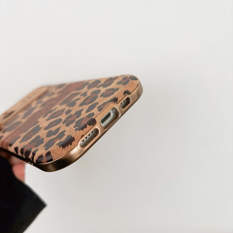 CDブラウンカラーレザーiPhoneケース