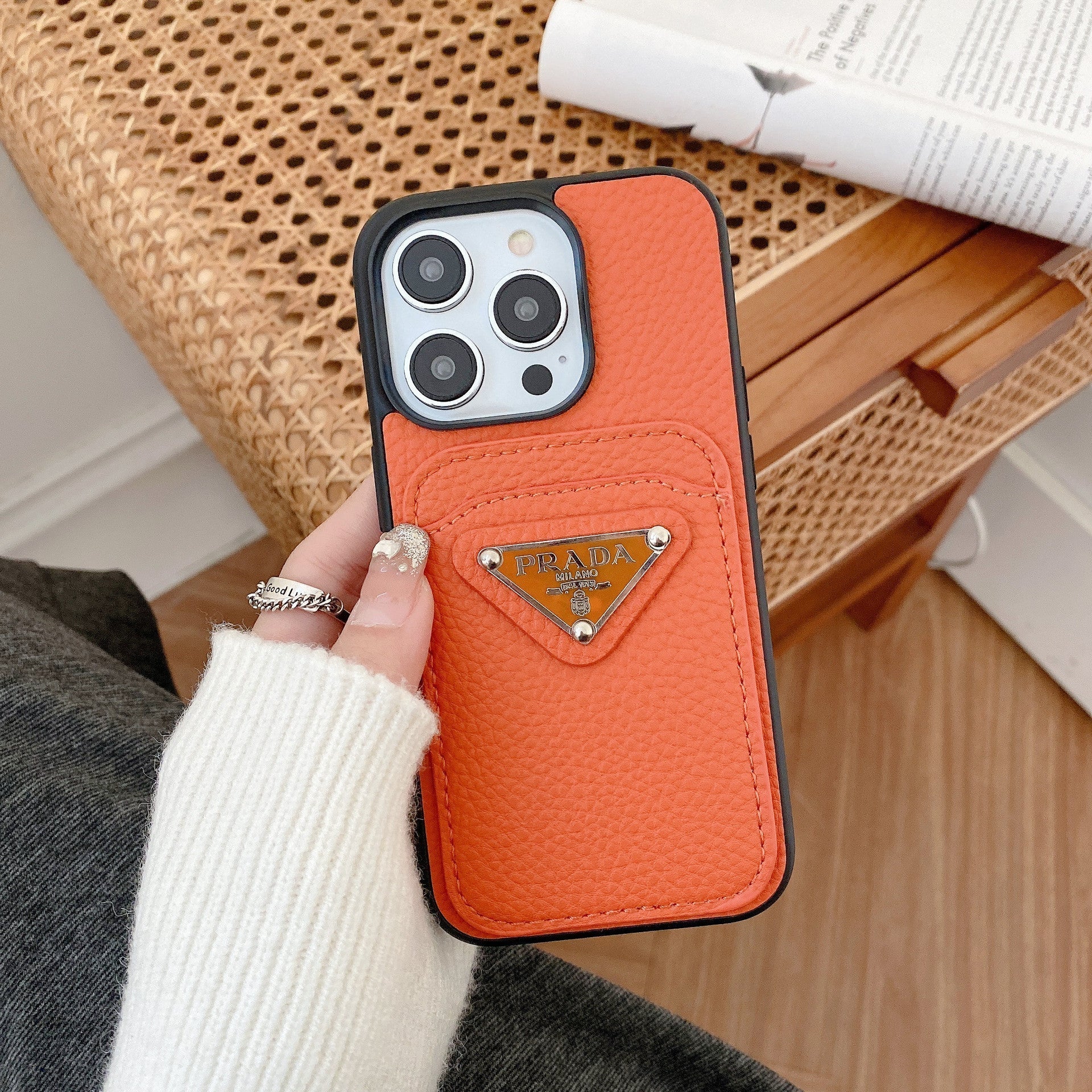 Cás iPhone Dath Sealbhóir Cárta Pra