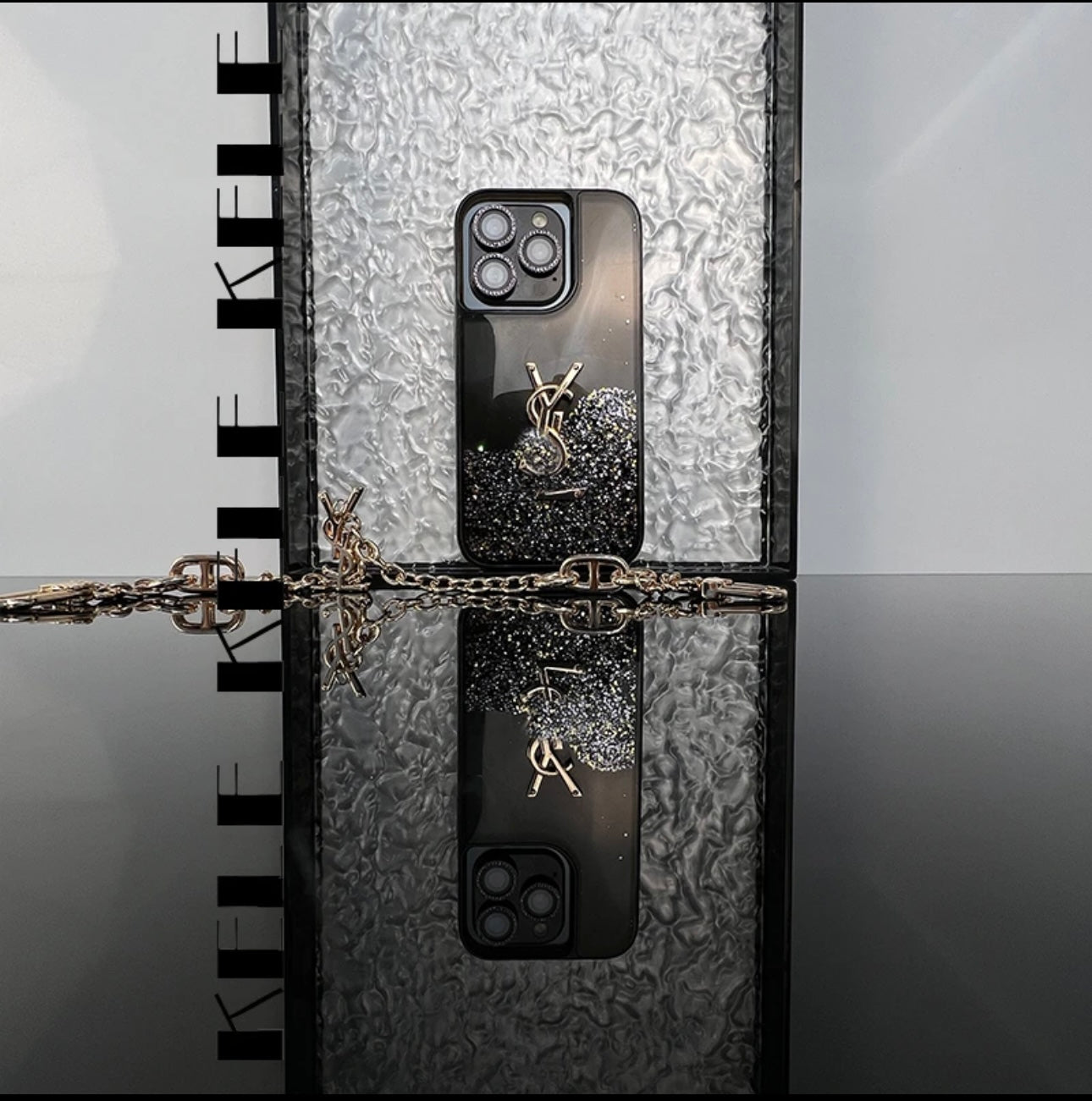 (Buy 3, pay for 2)New Trends Shine x Mono iPhone Case