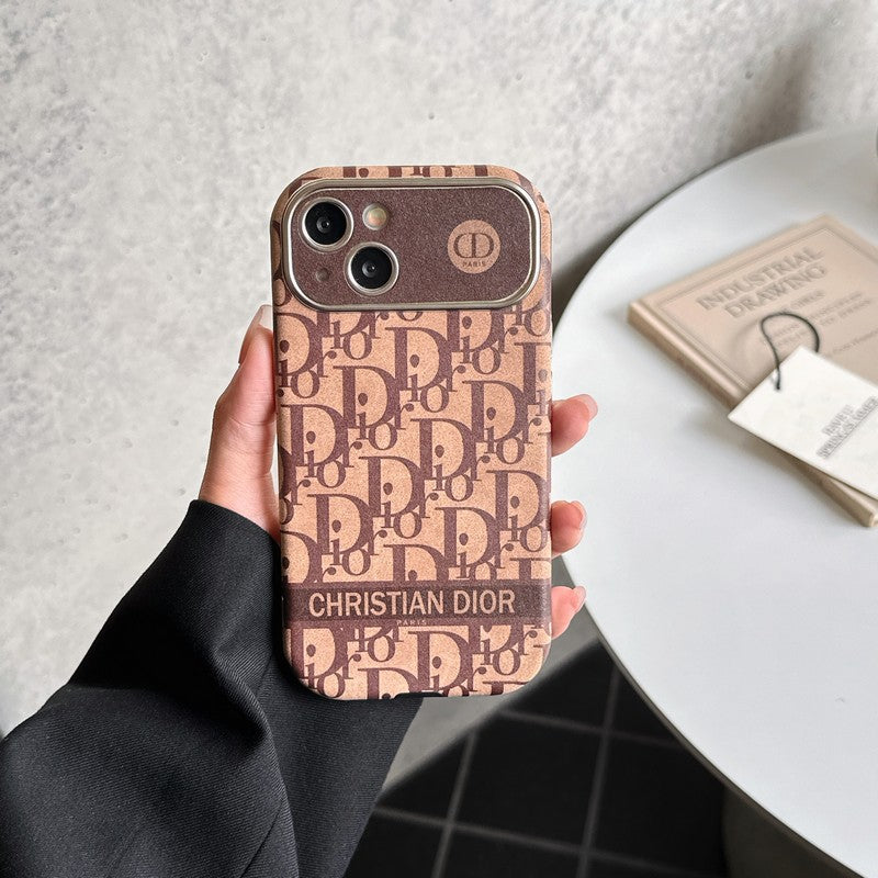 CD Blanco & Funda de cuero marrón para iPhone