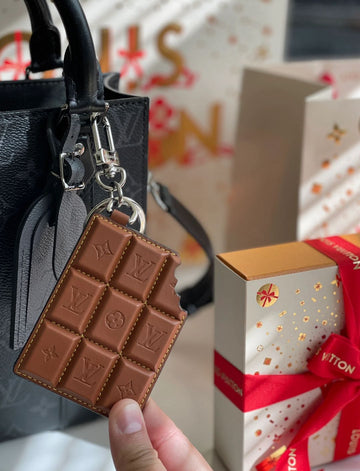 🍫 L&V Chocolate - Style Leather Keychain & Bag Charm 🍫