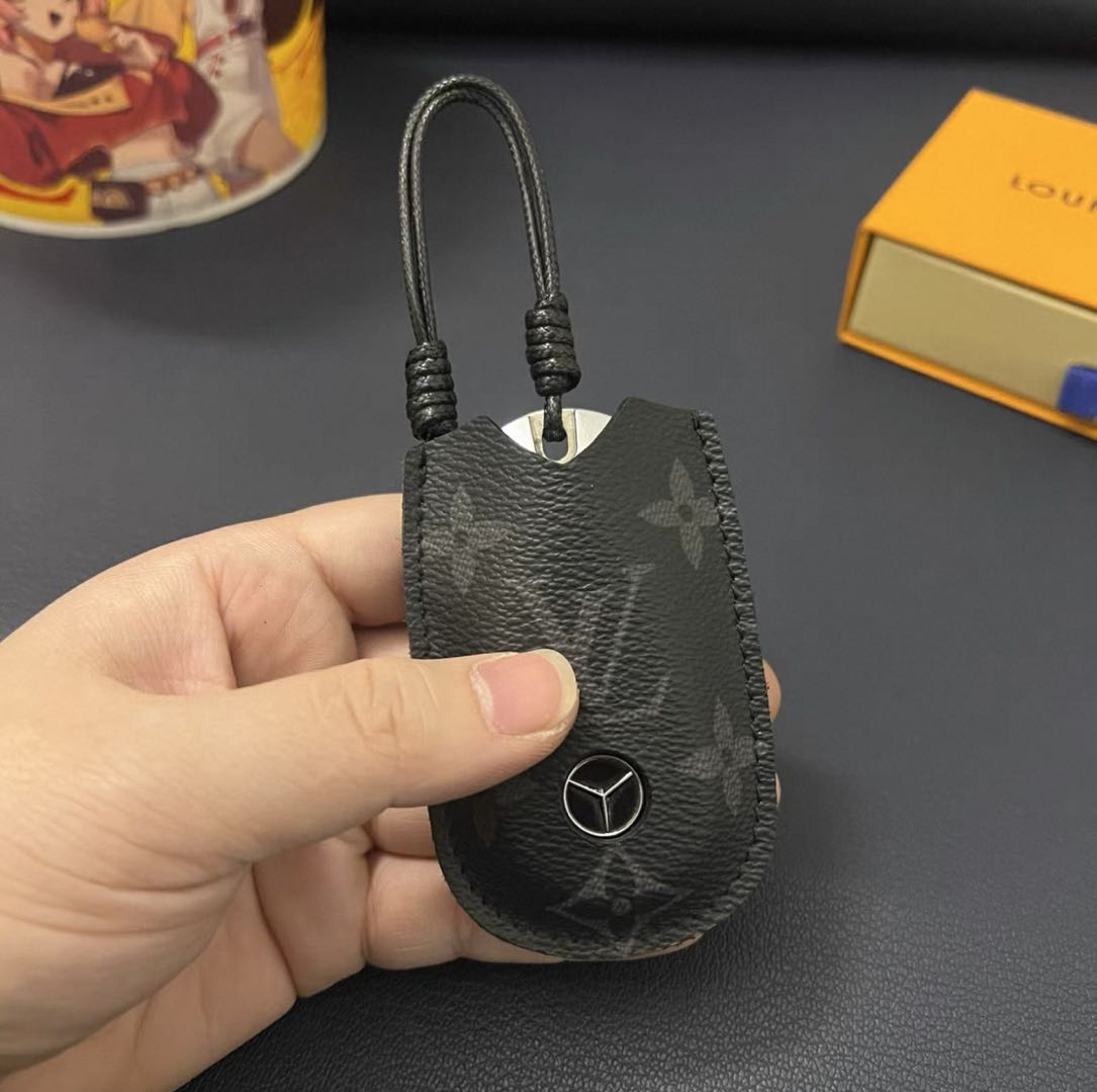 Luxury Leather Smart Key Cover – Designed for Audi, BMW, Benz, Lincoln & VW 🚗✨