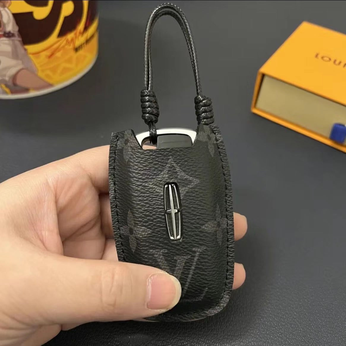 Luxury Leather Smart Key Cover – Designed for Audi, BMW, Benz, Lincoln & VW 🚗✨