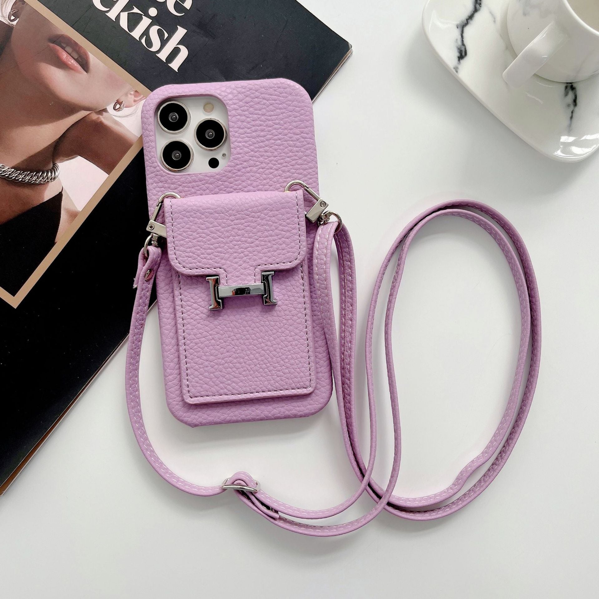 Funda para iPhone con cadena de cuero y tarjetero H