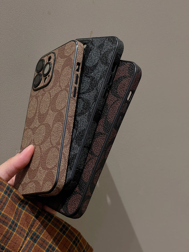 Coach 아이폰 케이스 커피 -QB240402