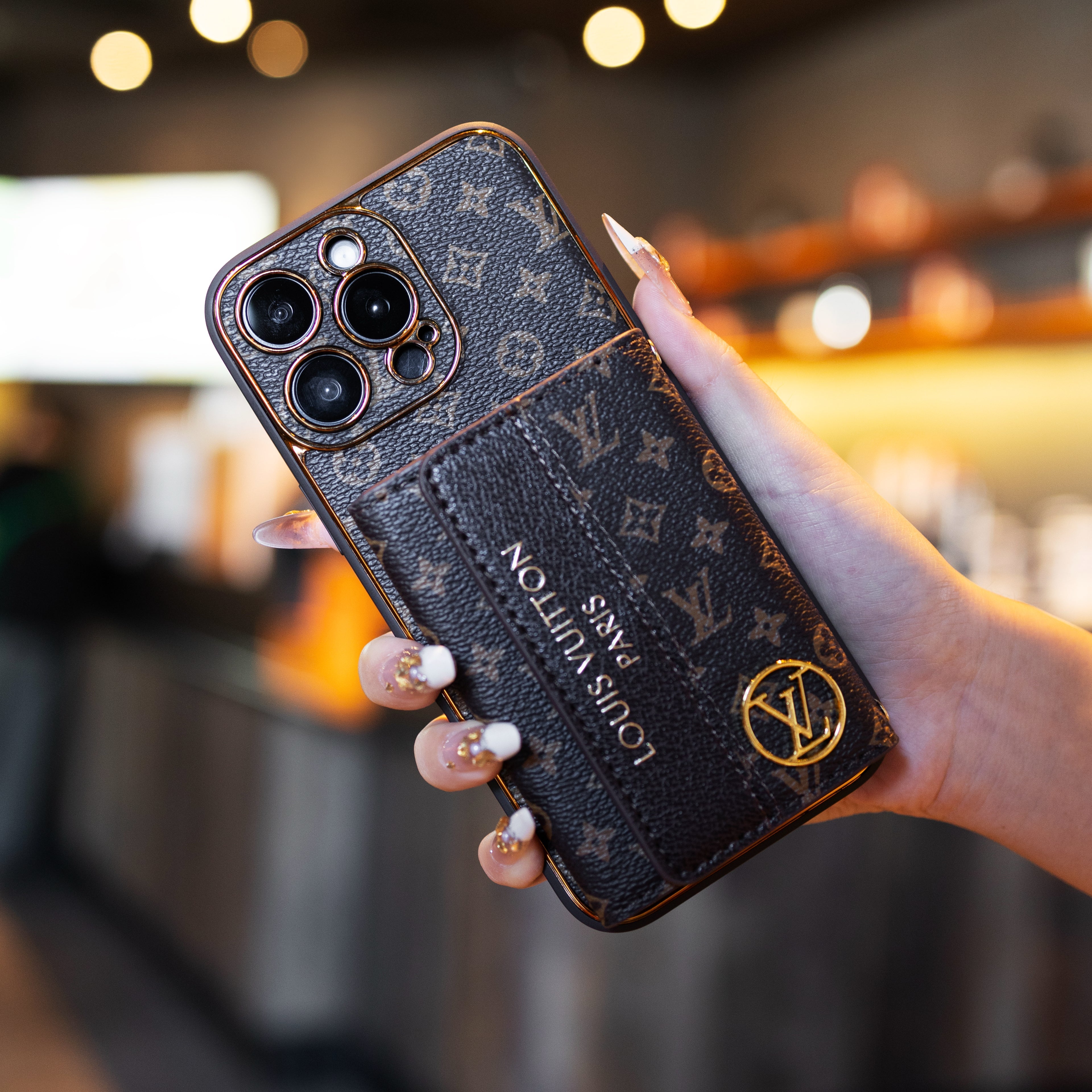 Luksusowe, stylowe etui na iPhone'a z uchwytem na karty & Pasek