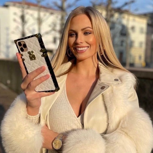 Pouzdro Samsung "Bílá kůže"