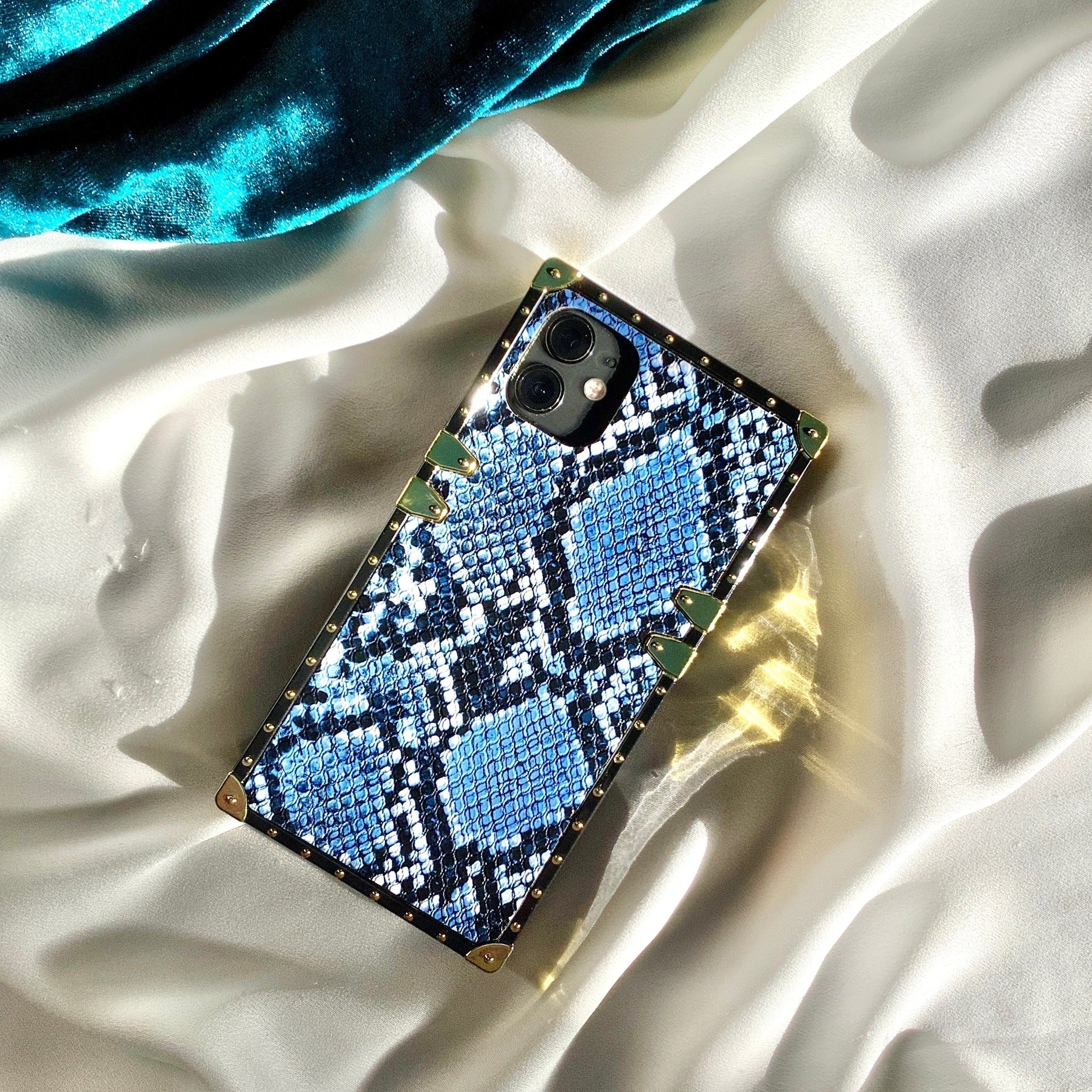 Samsung Hülle mit Ring „Blaue Klapperschlange“