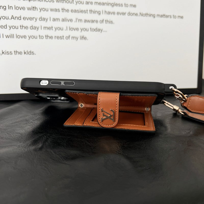 ルー カード バッグ チェーン クラシック ブラウン iPhone ケース