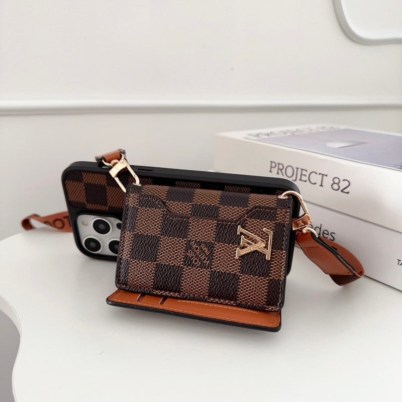 Lou Side Card Bag Crossbody Chain iPhone Fodral