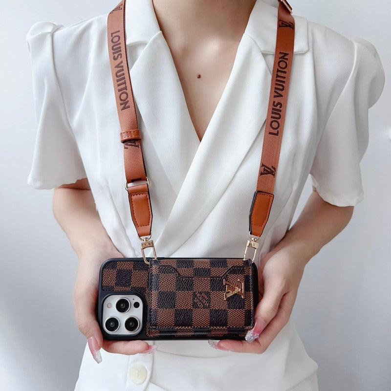 Lou Side Card Bag Crossbody Chain iPhone Fodral