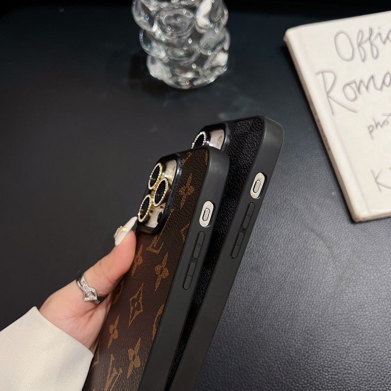 Custodia per iPhone in pelle con logo Lou nero