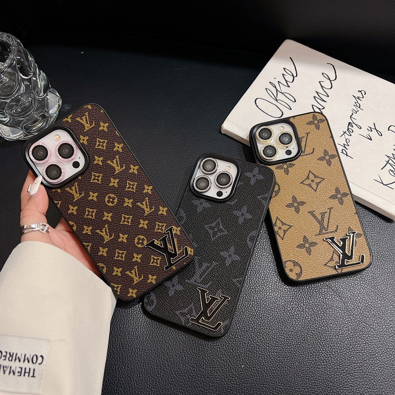 Custodia per iPhone in pelle con logo Lou nero