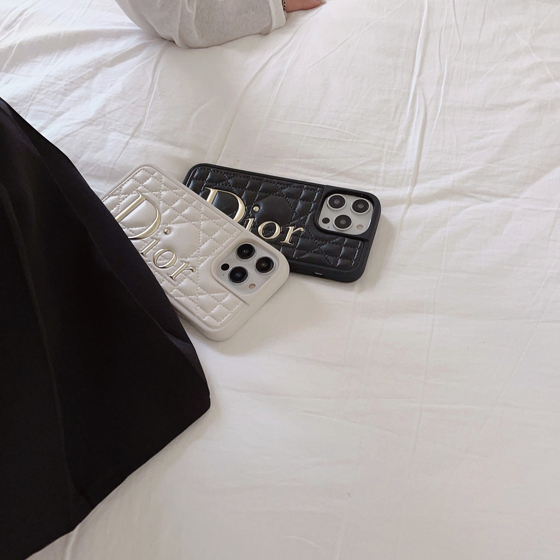 CD ゴールドロゴ レザー iPhone ケース