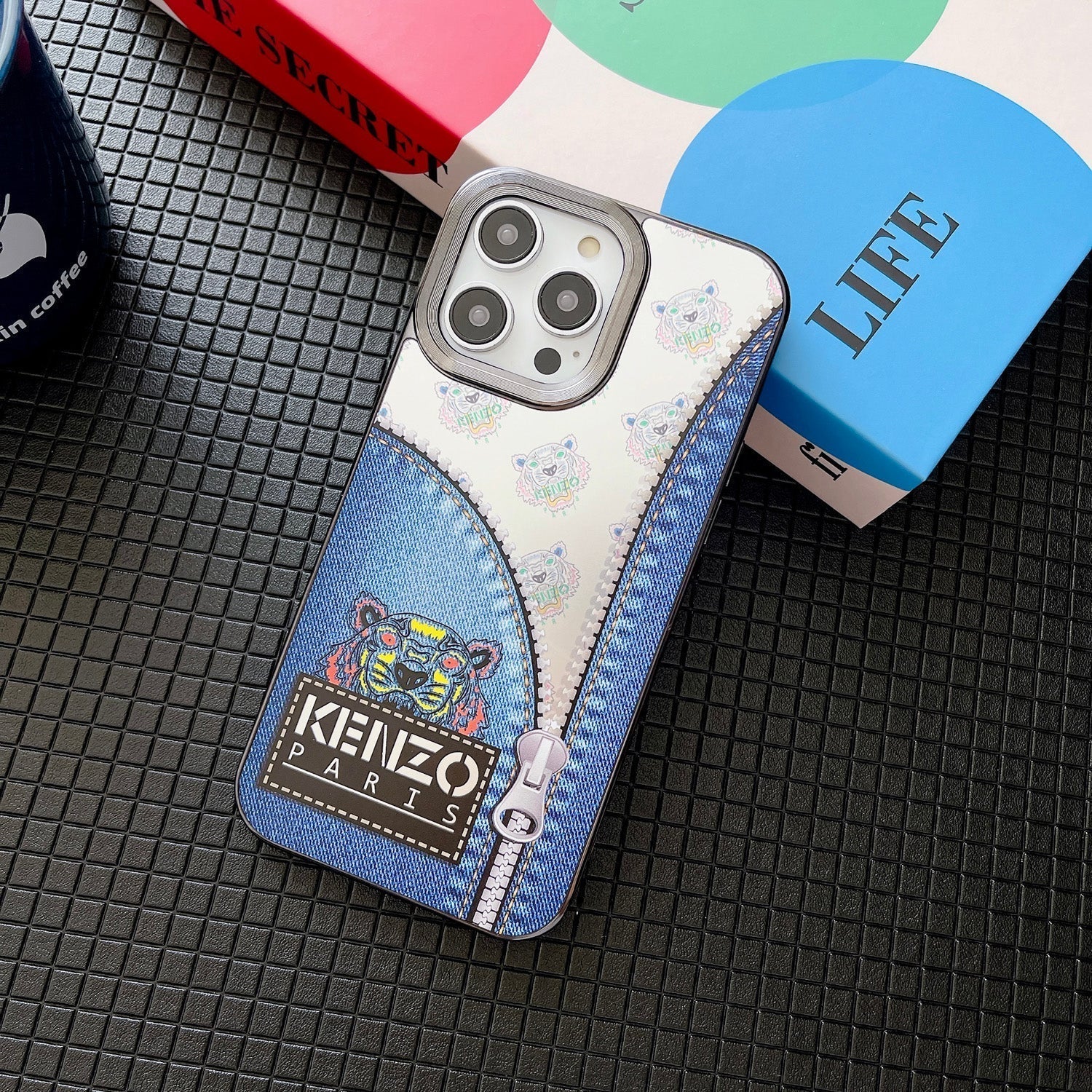 KENZO 아이폰 케이스 A35 A36