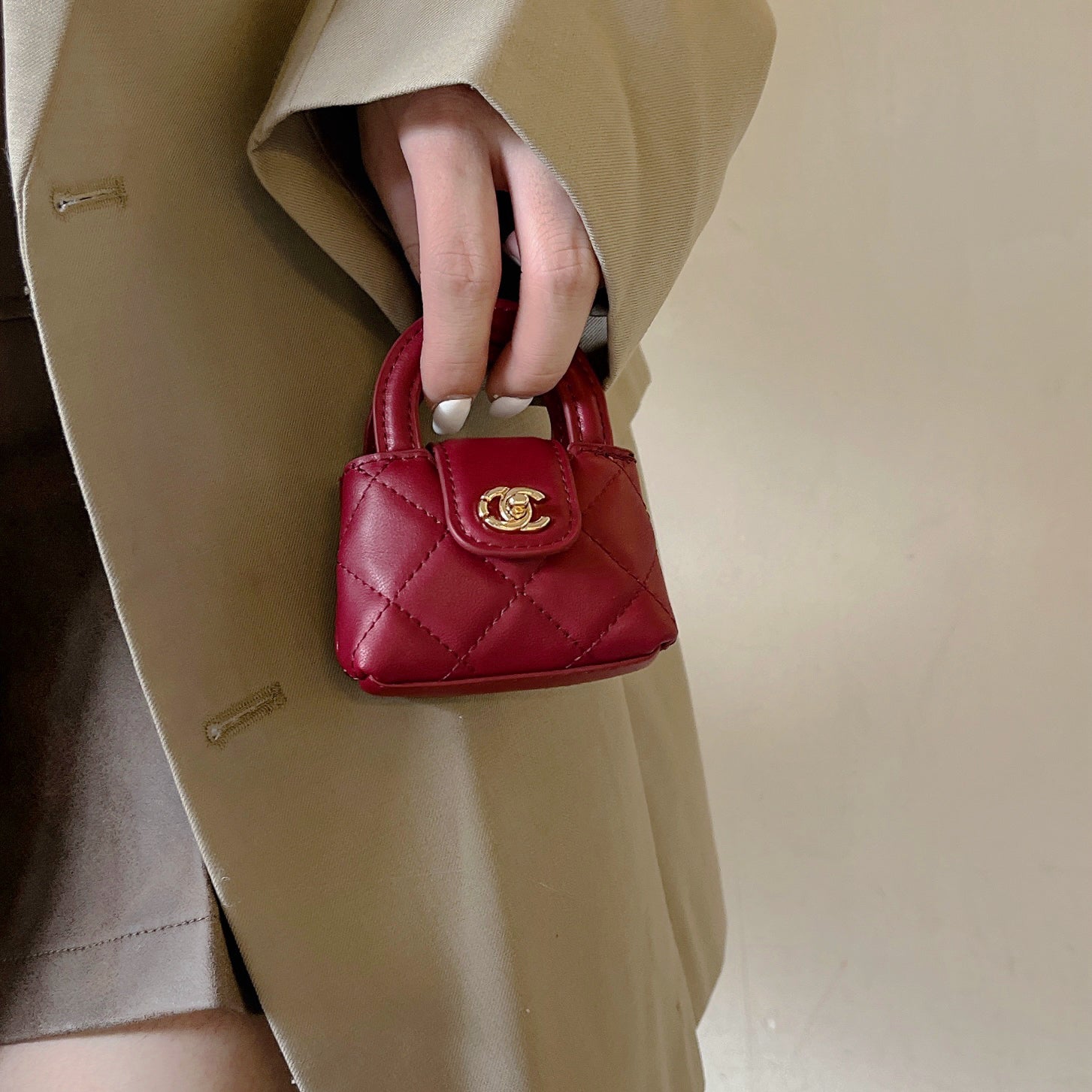 Cute Mini Handbag Style AirPods Case with Chain Strap