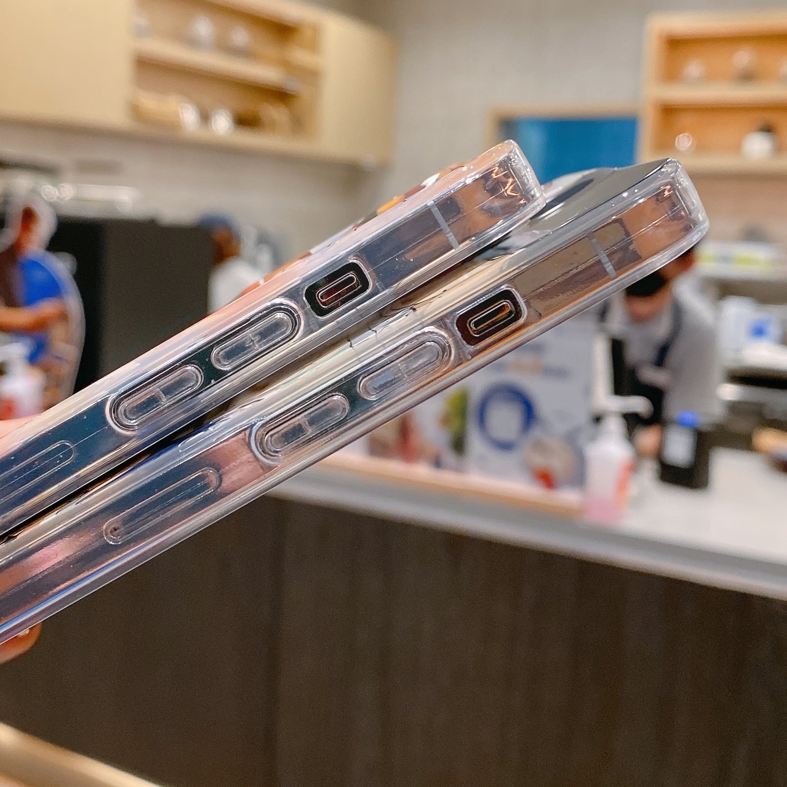 조로 아이폰 케이스