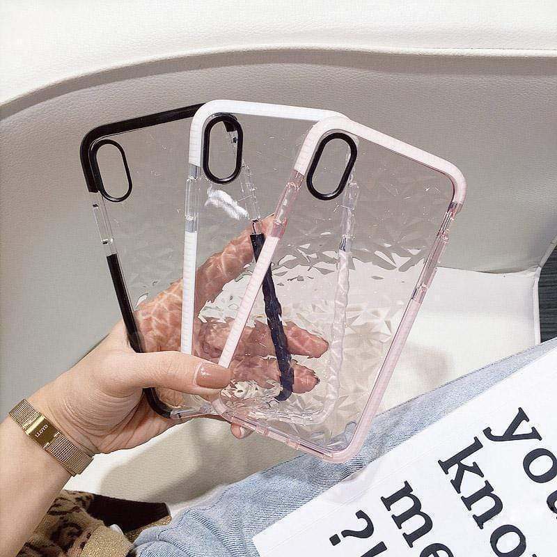 حافظة آيفون بتصميم الماس