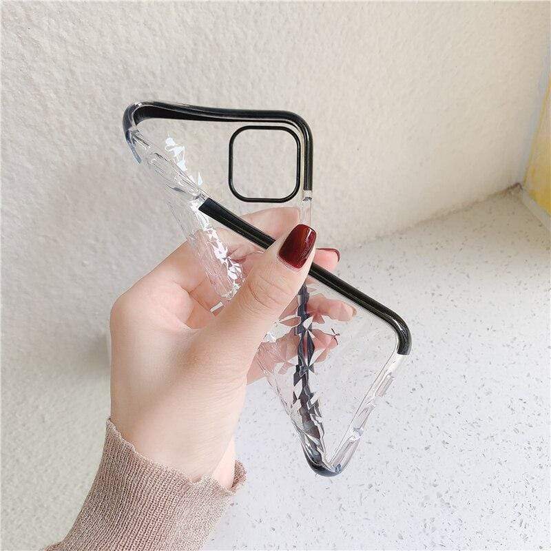 حافظة آيفون بتصميم الماس