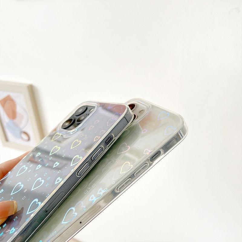 Etui na iPhone'a z holograficznym sercem